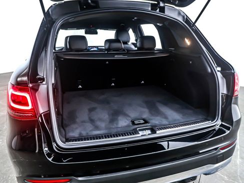 Used 2022 Mercedes-Benz GLC 300 4MATIC image 22