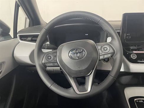 New 2026 Toyota Corolla SE FWD image 12