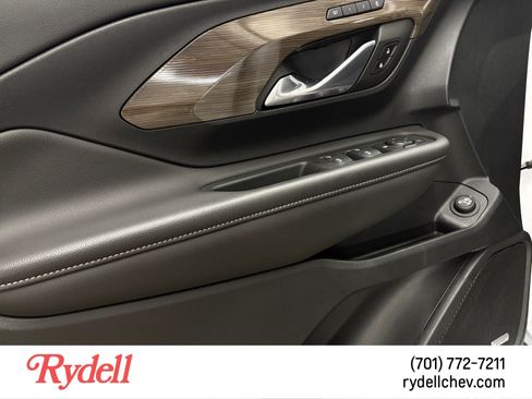 Used 2022 GMC Terrain Denali AWD/4WD image 11