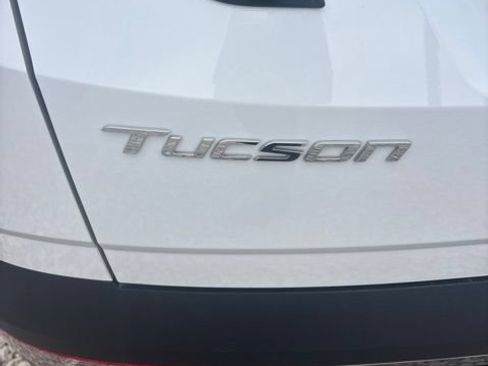 Used 2024 Hyundai Tucson Limited AWD/4WD image 7