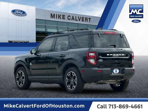 Used 2025 Ford Bronco Sport Outer Banks w/ Outer Banks Tech Package+ AWD/4WD image 3