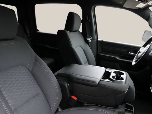 New 2026 RAM 1500 Express AWD/4WD image 20