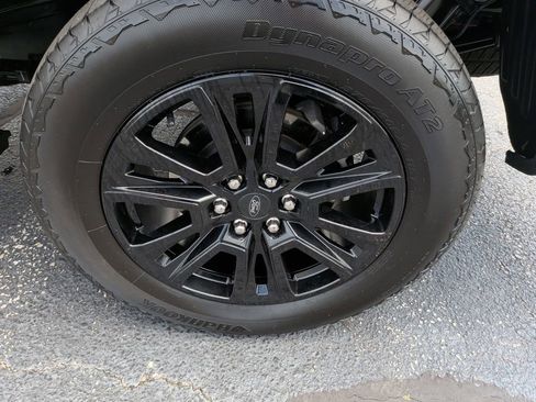 Certified 2024 Ford F150 Platinum w/ Equipment Group 702A High AWD/4WD image 35