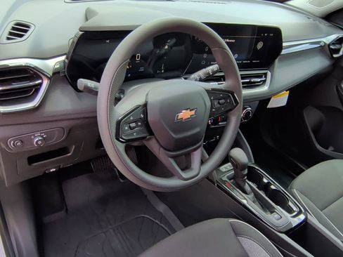 New 2026 Chevrolet TrailBlazer LS w/ LS Convenience Package FWD image 14