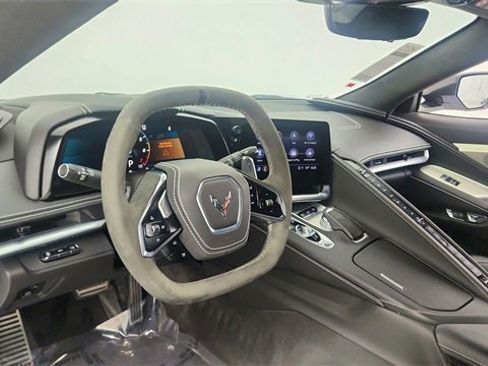 Used 2022 Chevrolet Corvette Stingray Premium Conv w/ Z51 Performance Package image 23