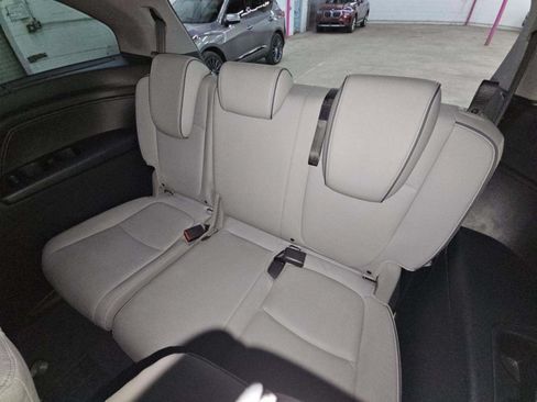 Used 2024 Honda Odyssey Elite image 14