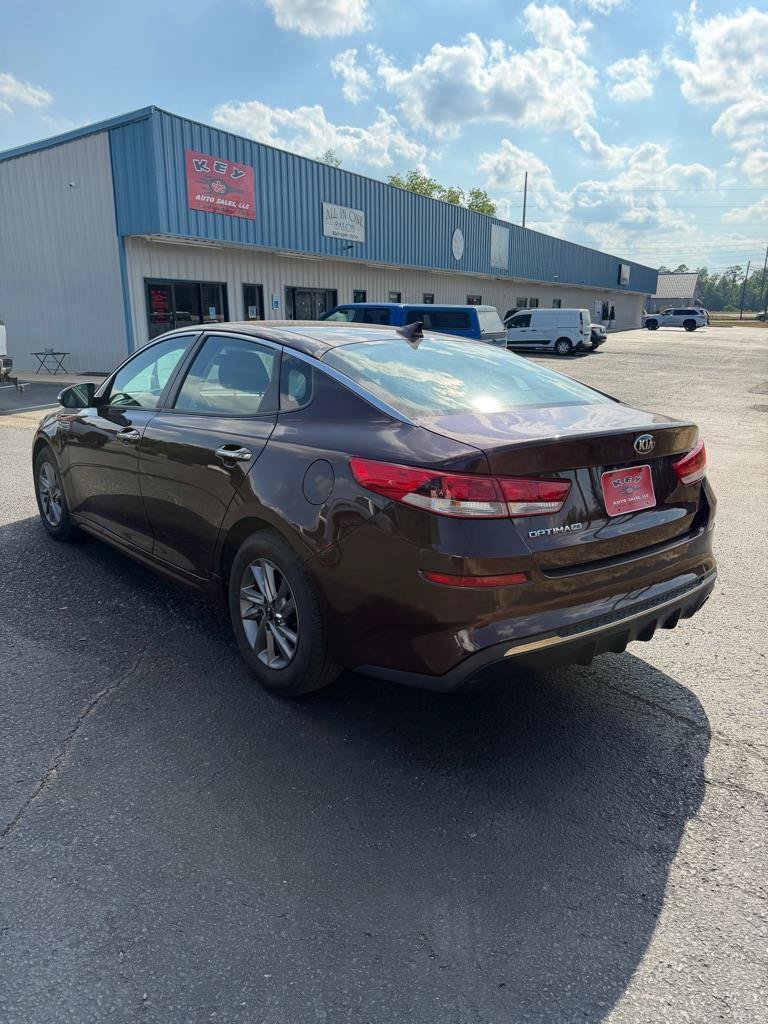 Used 2020 Kia Optima LX FWD image 5