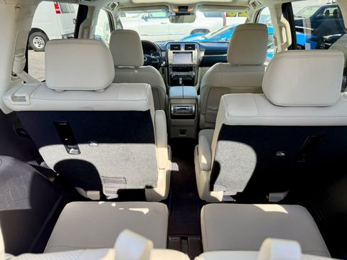 Used 2020 Lexus GX 460 Premium image 21