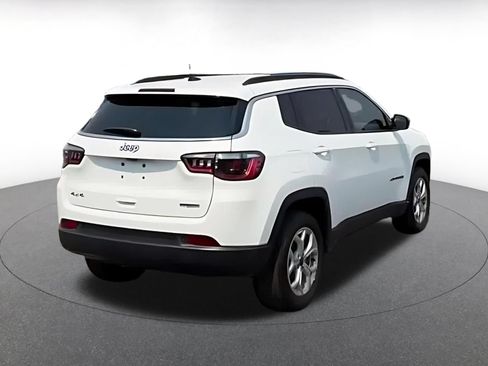 Used 2025 Subaru Ascent Premium AWD/4WD image 9