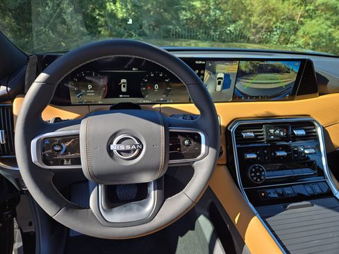 New 2026 Nissan Armada Platinum Reserve w/ Convenience Package image 12