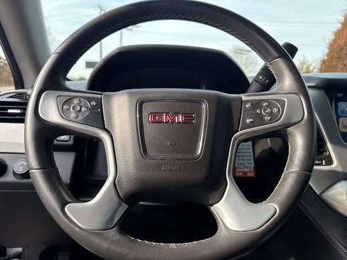 Used 2017 GMC Yukon SLE w/ SLE Value Package image 7