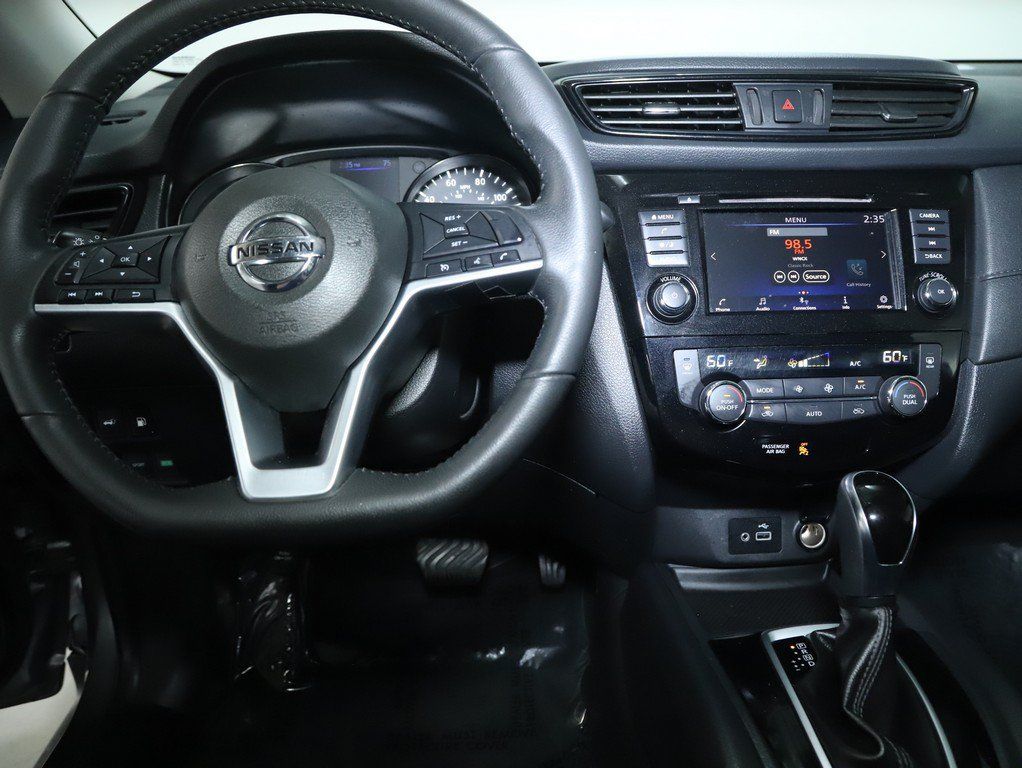 Used 2020 Nissan Rogue SV AWD/4WD image 29