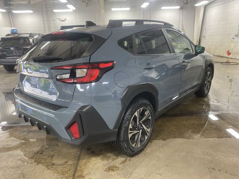 Used 2024 Subaru Crosstrek 2.0i Premium AWD/4WD image 5