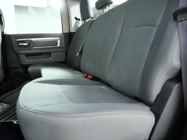 Used 2017 RAM 1500 Classic SLT RWD image 12