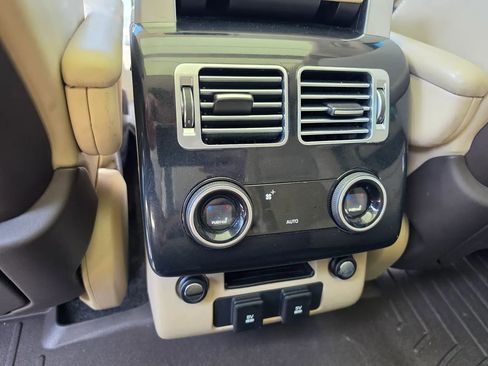 Used 2019 Land Rover Range Rover HSE AWD/4WD image 24