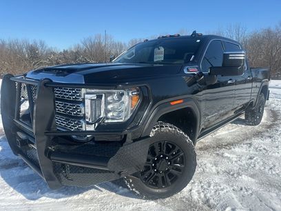 Used 2022 GMC Sierra 3500 Denali w/ Denali Black Diamond Edition
