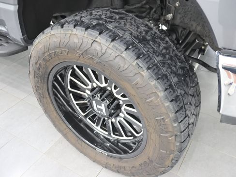 Used 2024 Ford F350 Lariat w/ Tremor Off-Road Package AWD/4WD image 3