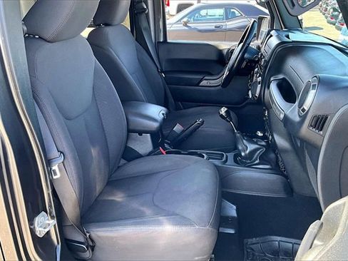 Used 2017 Jeep Wrangler Unlimited Sport w/ Quick Order Package 23S image 25