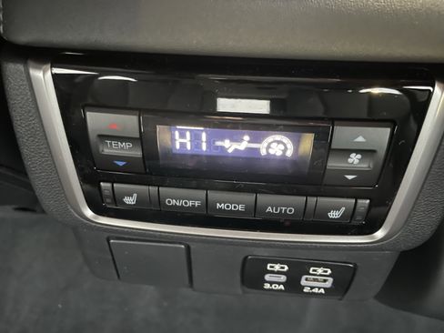 Used 2026 Subaru Ascent Limited AWD/4WD image 34