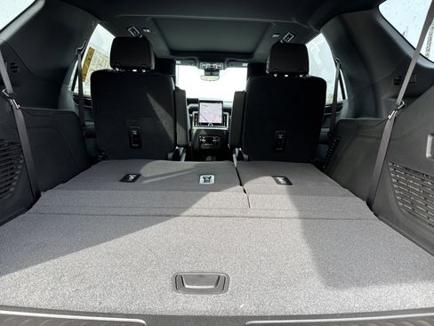 New 2026 GMC Yukon Elevation w/ Elevation Premium Package image 38