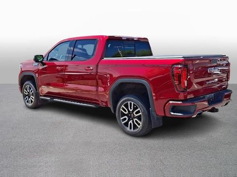 Used 2022 GMC Sierra 1500 AT4 w/ AT4 Premium Package AWD/4WD image 4