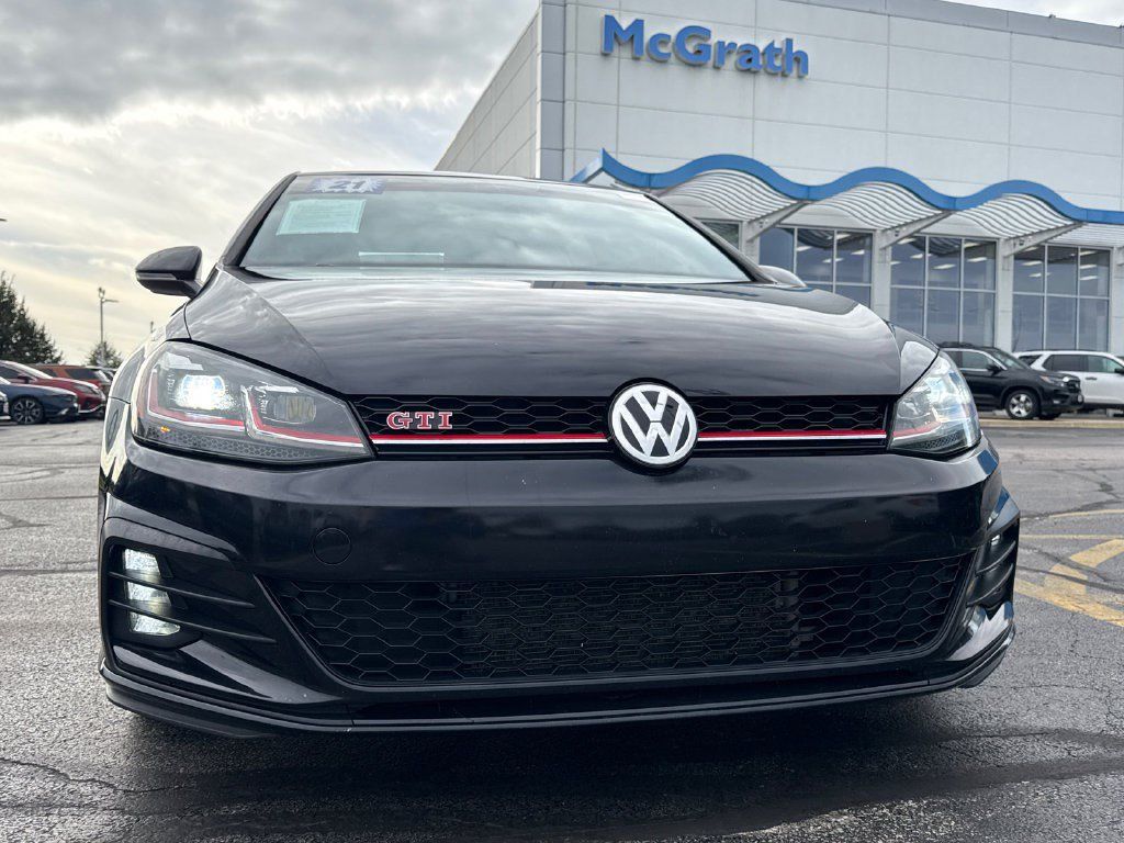 Used 2021 Volkswagen GTI SE FWD image 13