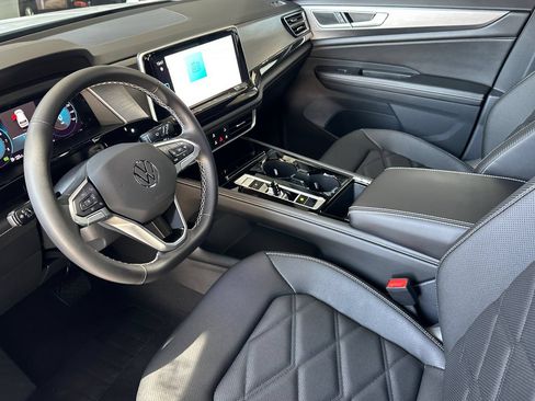New 2026 Volkswagen Atlas Cross Sport SE AWD/4WD image 8