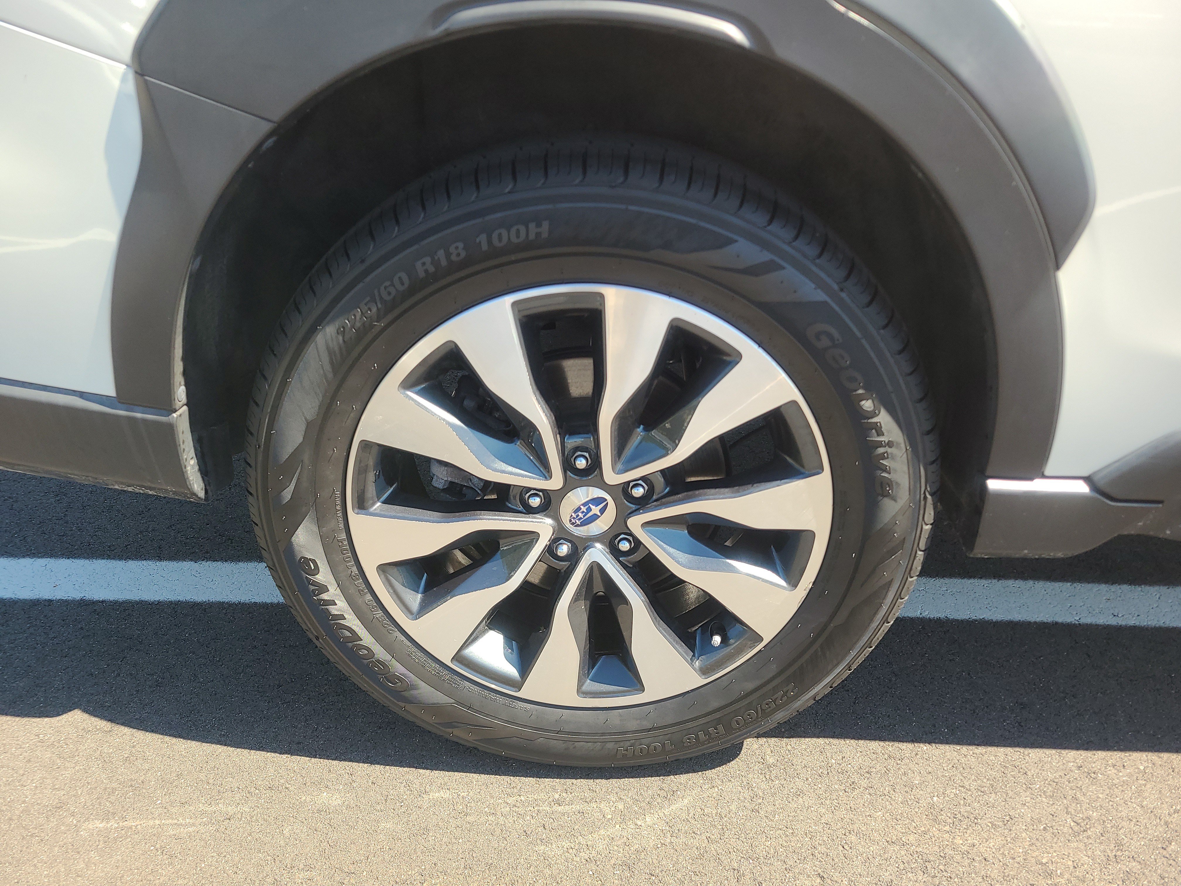 Used 2023 Subaru Outback Limited AWD/4WD image 11