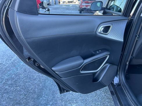Used 2024 Kia Soul LX w/ Option Group 015 image 23