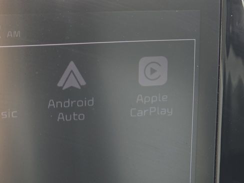 Used 2023 Kia Forte LXS image 5