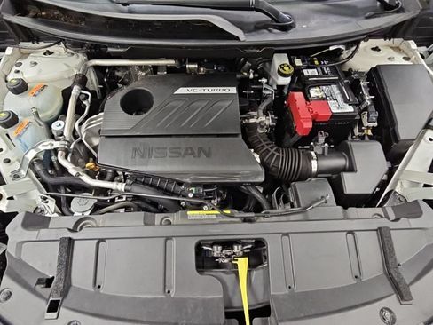 Used 2025 Nissan Rogue SV FWD image 39