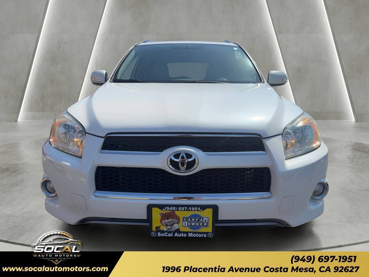 Used 2011 Toyota RAV4 Limited w/ Limited Extra Value Pkg FWD image 8