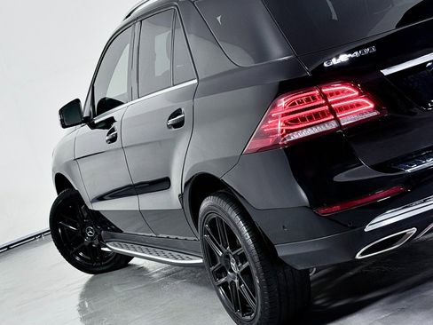 Used 2019 Mercedes-Benz GLE 400 GLE400 4MATIC w/ Premium 1 Package image 13