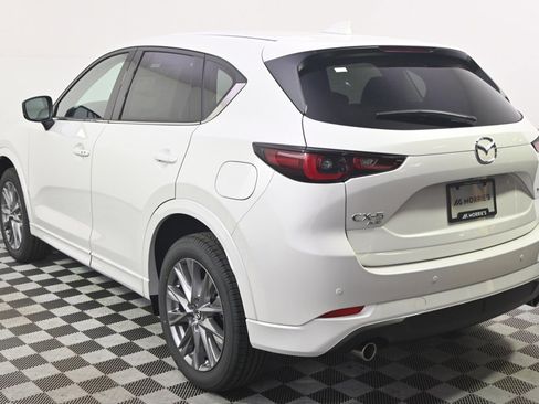 New 2025 MAZDA CX-5 AWD 2.5 S w/ Premium Plus Pkg image 3
