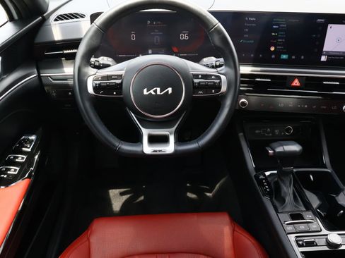 Used 2025 Kia K5 GT-Line w/ GT-Line Premium Package FWD image 8