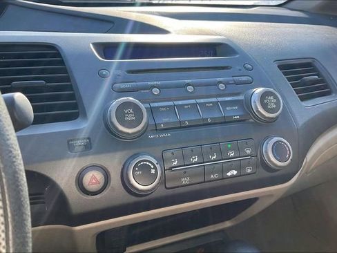 Used 2011 Honda Civic LX image 6