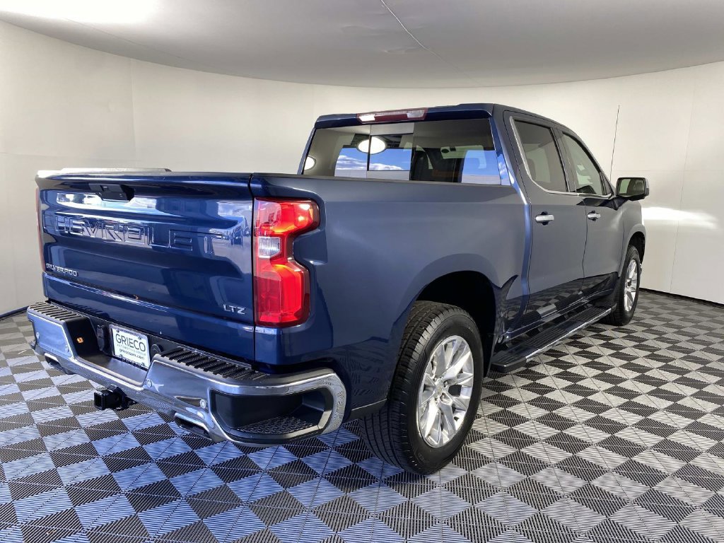 Used 2021 Chevrolet Silverado 1500 LTZ w/ LTZ Premium Package AWD/4WD image 9