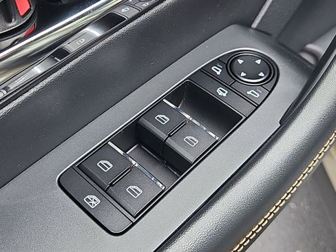 New 2026 MAZDA CX-70 3.3 Turbo w/ Premium Plus Pkg image 18