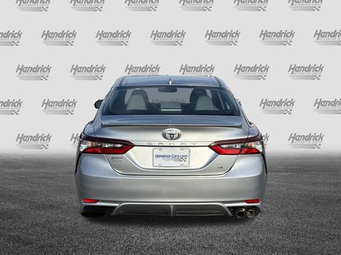 Used 2024 Toyota Camry SE w/ Convenience Package FWD image 9