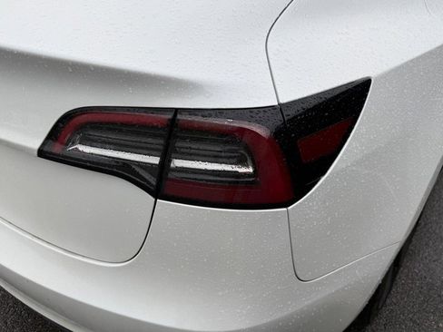 Used 2023 Tesla Model 3 Standard Range RWD image 8