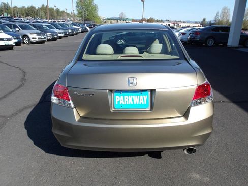 Used 2009 Honda Accord EX image 4