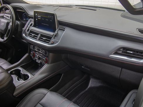 Used 2022 Chevrolet Suburban RST w/ Luxury Package AWD/4WD image 24