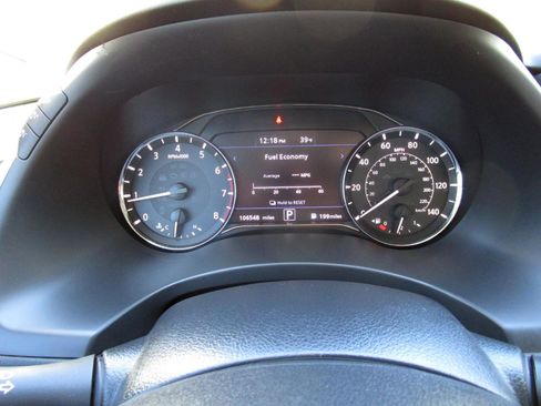 Used 2021 INFINITI QX80 Luxe w/ Cargo Package image 11