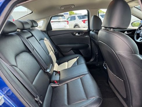 Used 2020 Kia Forte EX FWD image 28