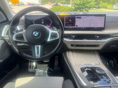 Certified 2024 BMW X7 M60i w/ Climate Comfort Package AWD/4WD image 21