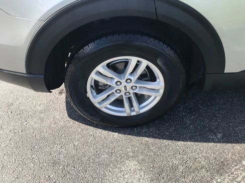 Used 2022 Ford Explorer XLT image 42