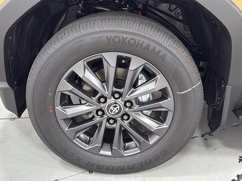 New 2026 Toyota Land Cruiser Base image 24