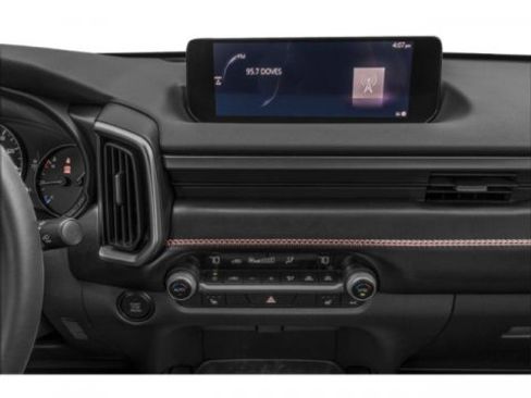 Used 2025 MAZDA CX-50 Meridian Edition w/ Cargo Package image 13