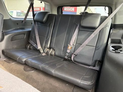 Used 2016 GMC Yukon XL SLE w/ Convenience Package AWD/4WD image 25