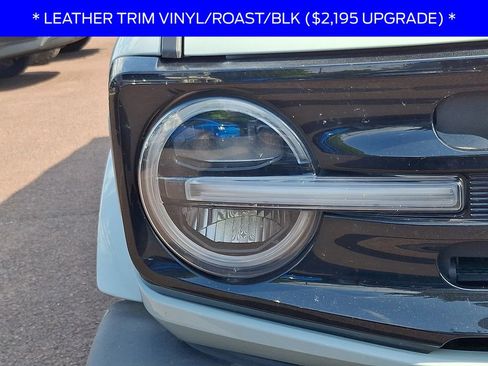 Used 2021 Ford Bronco Outer Banks AWD/4WD image 9